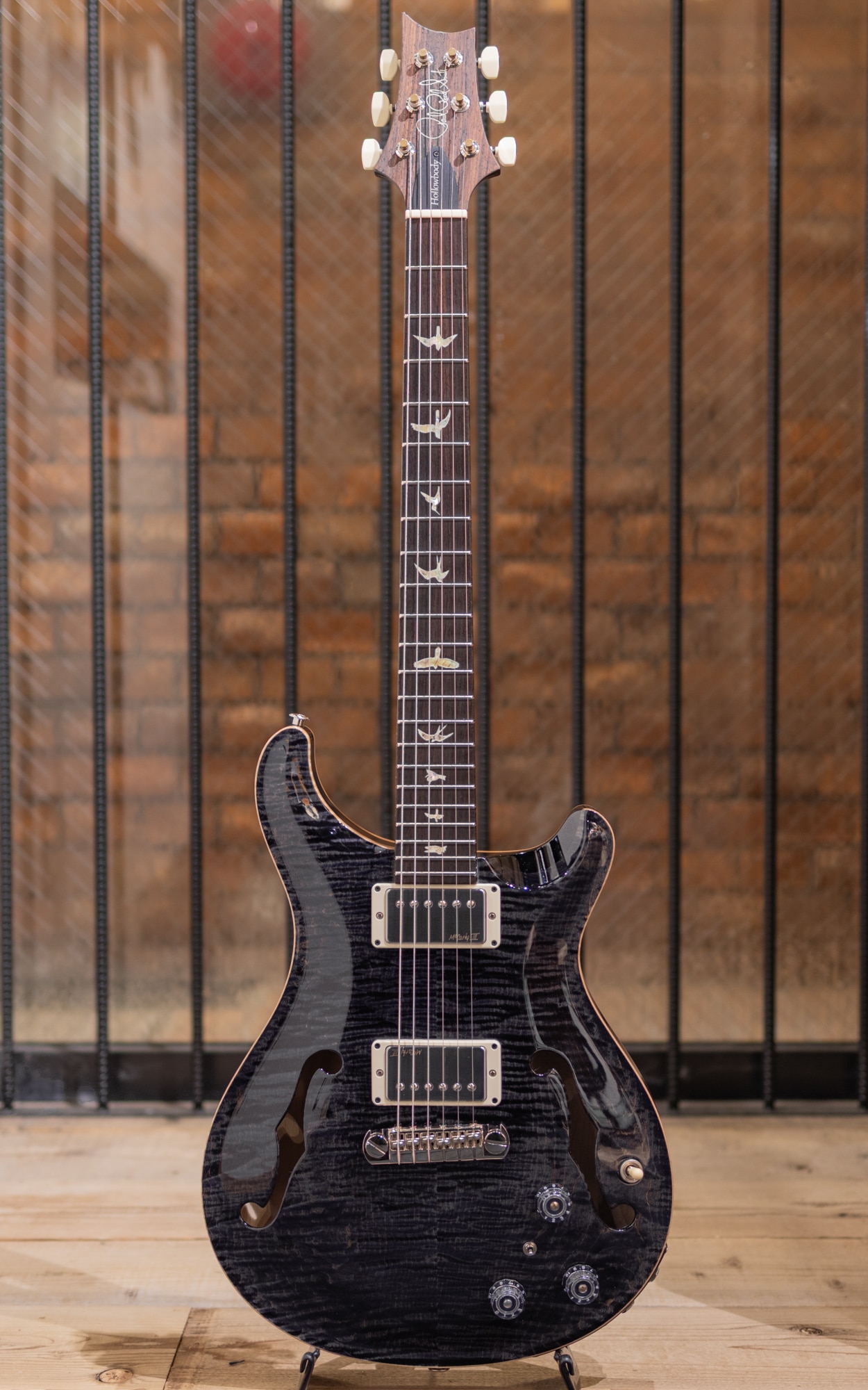 Hollowbody II Piezo Gray Black / 2025
