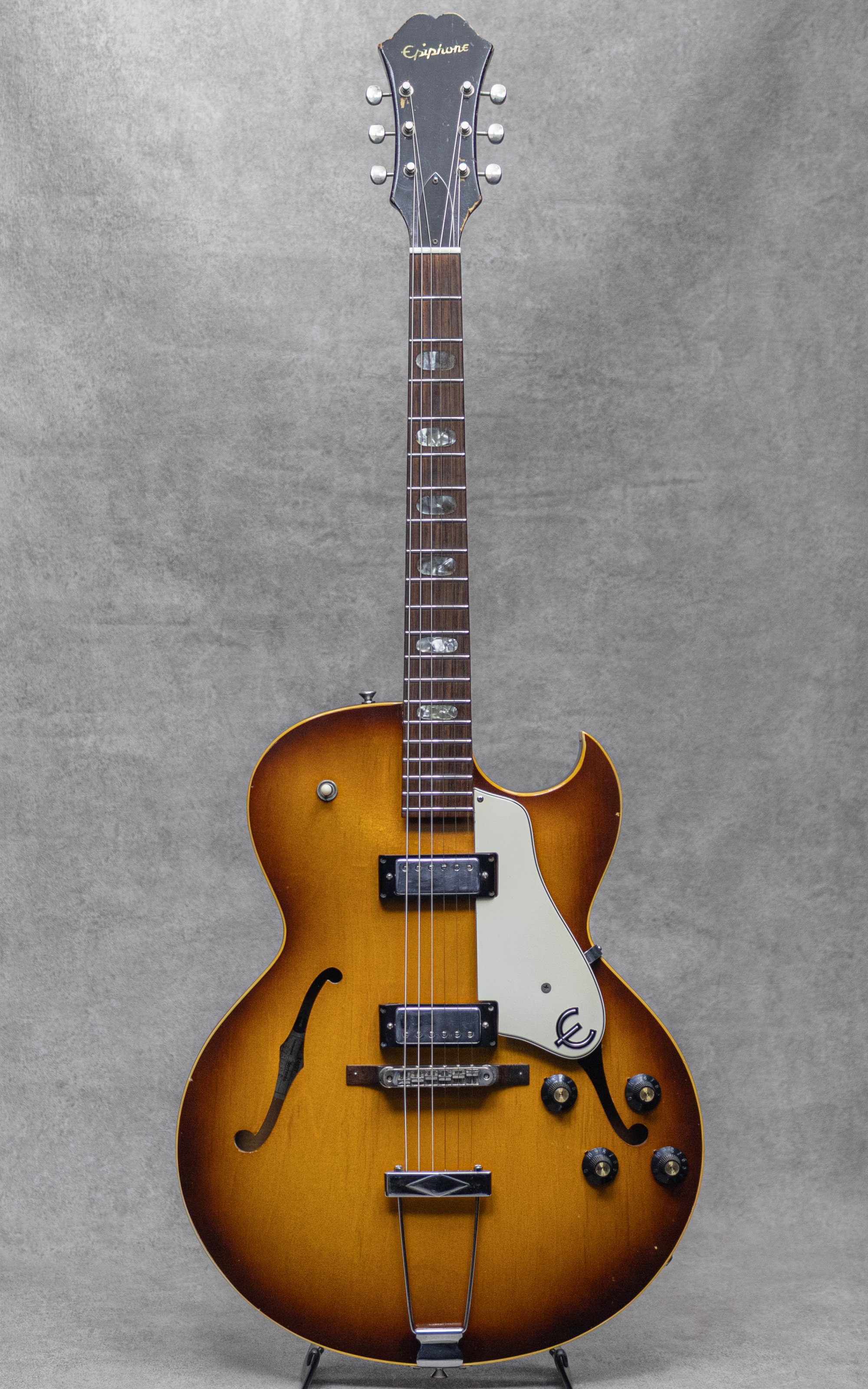 E452TD Sorrento Sunburst / 1967