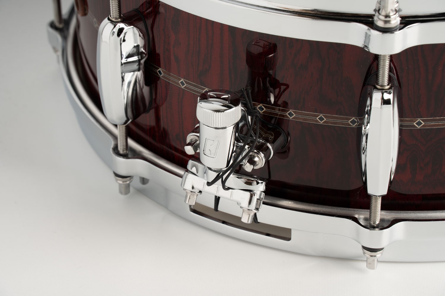 TBS1455S DKR STAR Bubinga / Dark Red Cordia