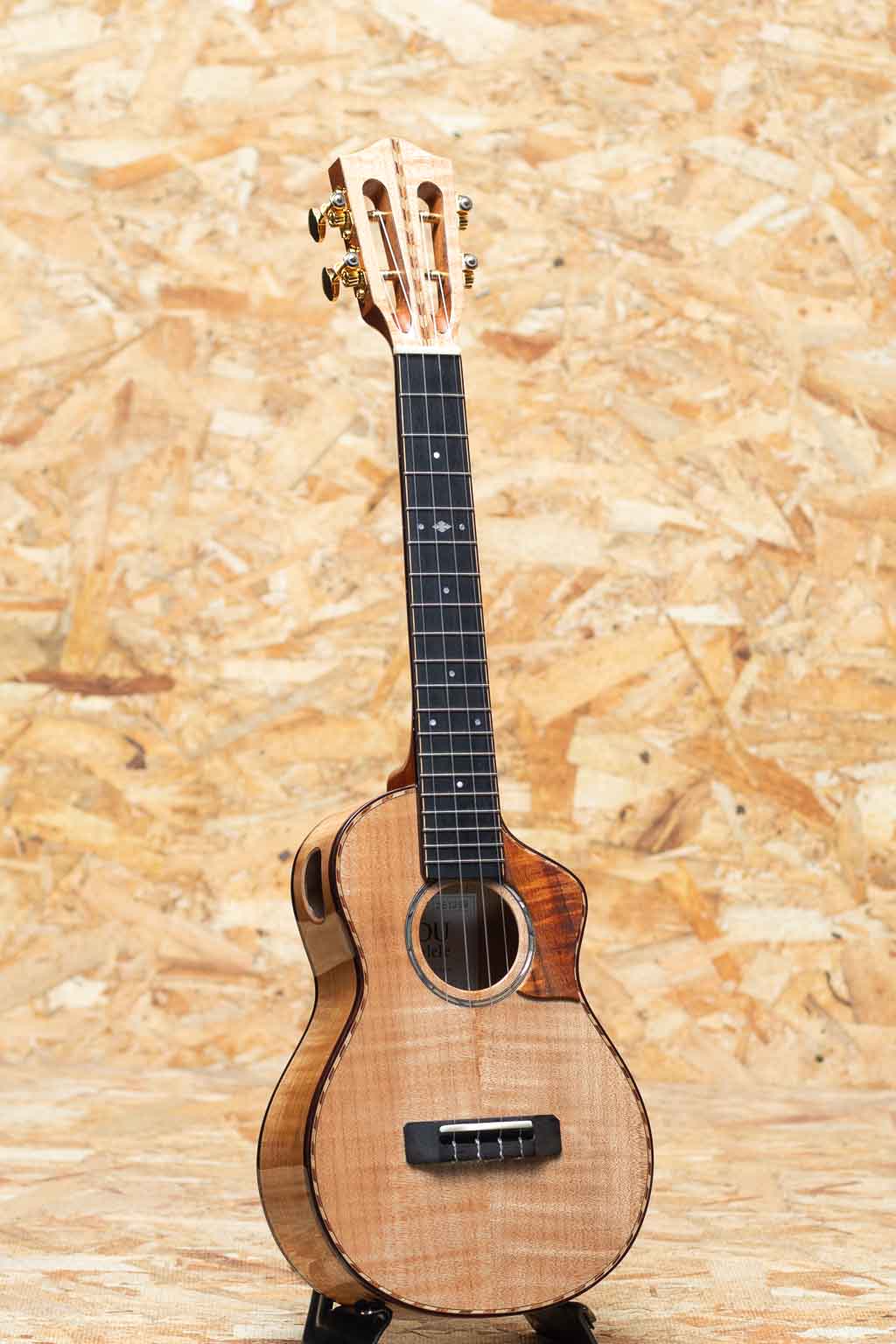 CEDMP-LN Concert Semi Long Neck