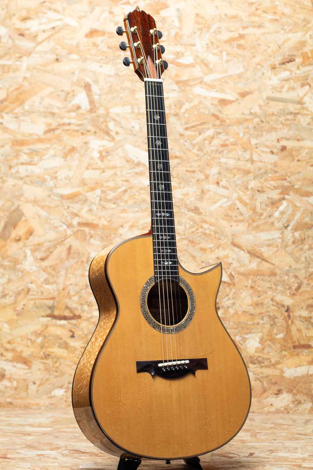OM CW Maple 2005