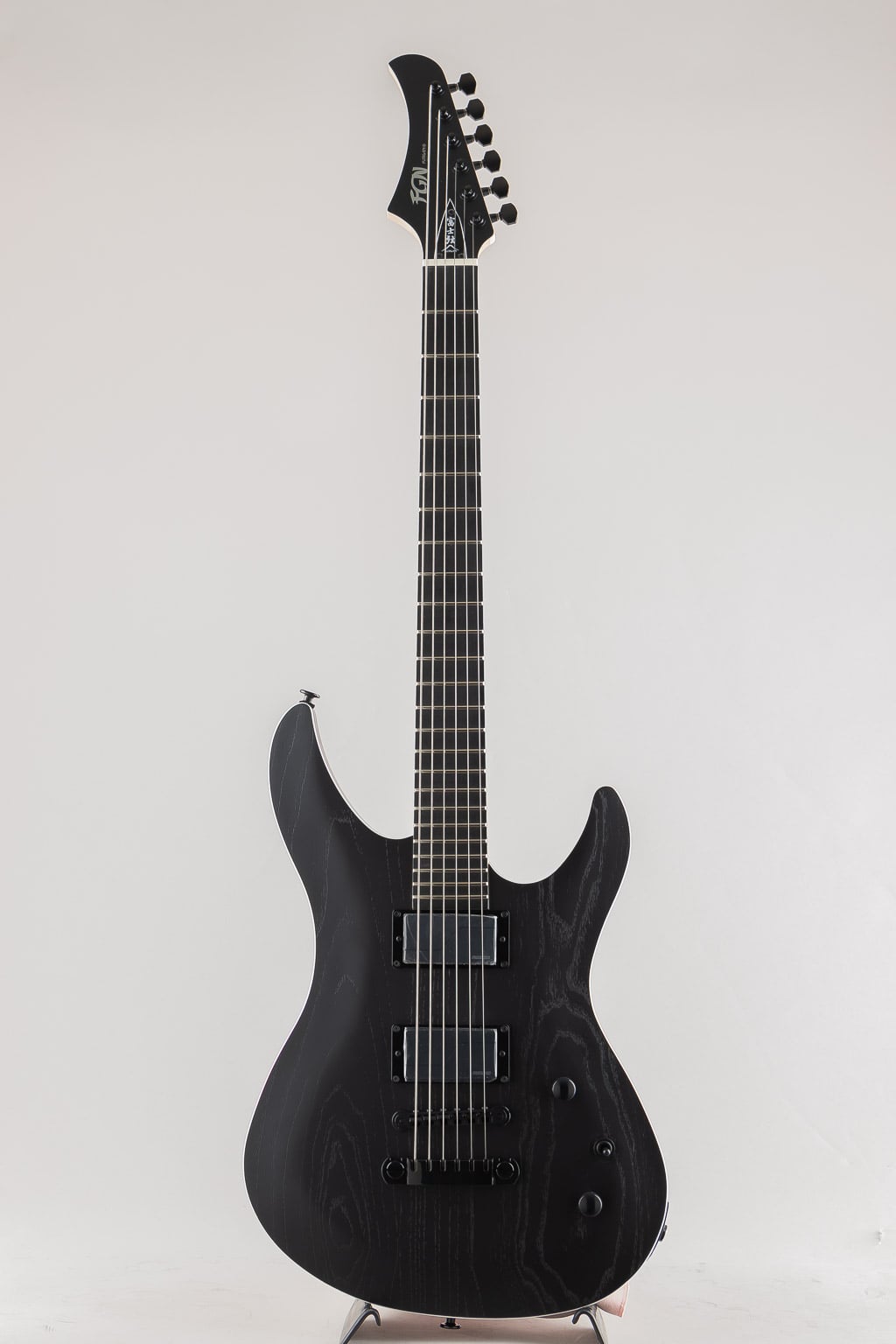 JMY2-ASH-E / Open Pore Black