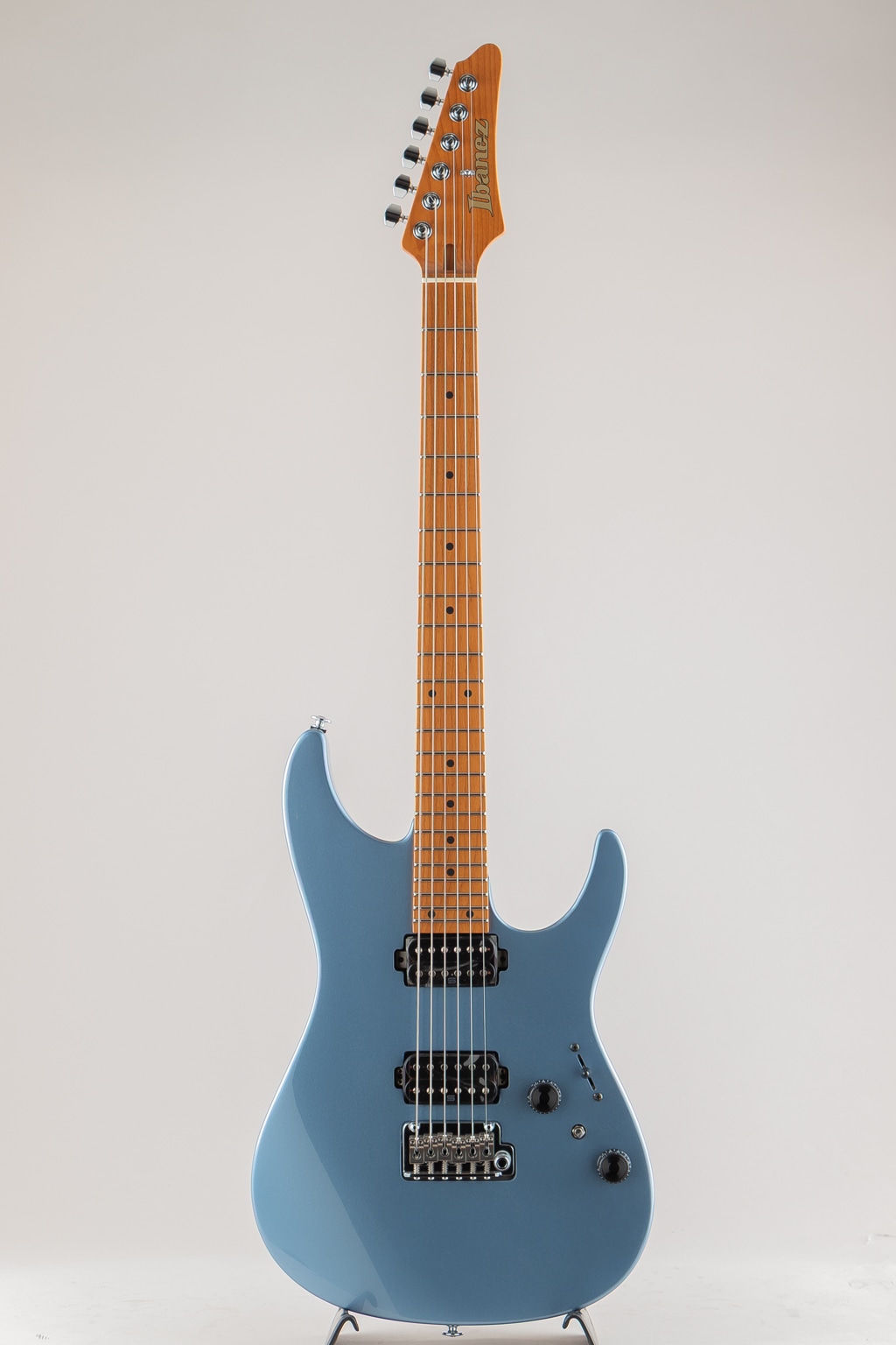 AZ2402 / Ice Blue Metallic