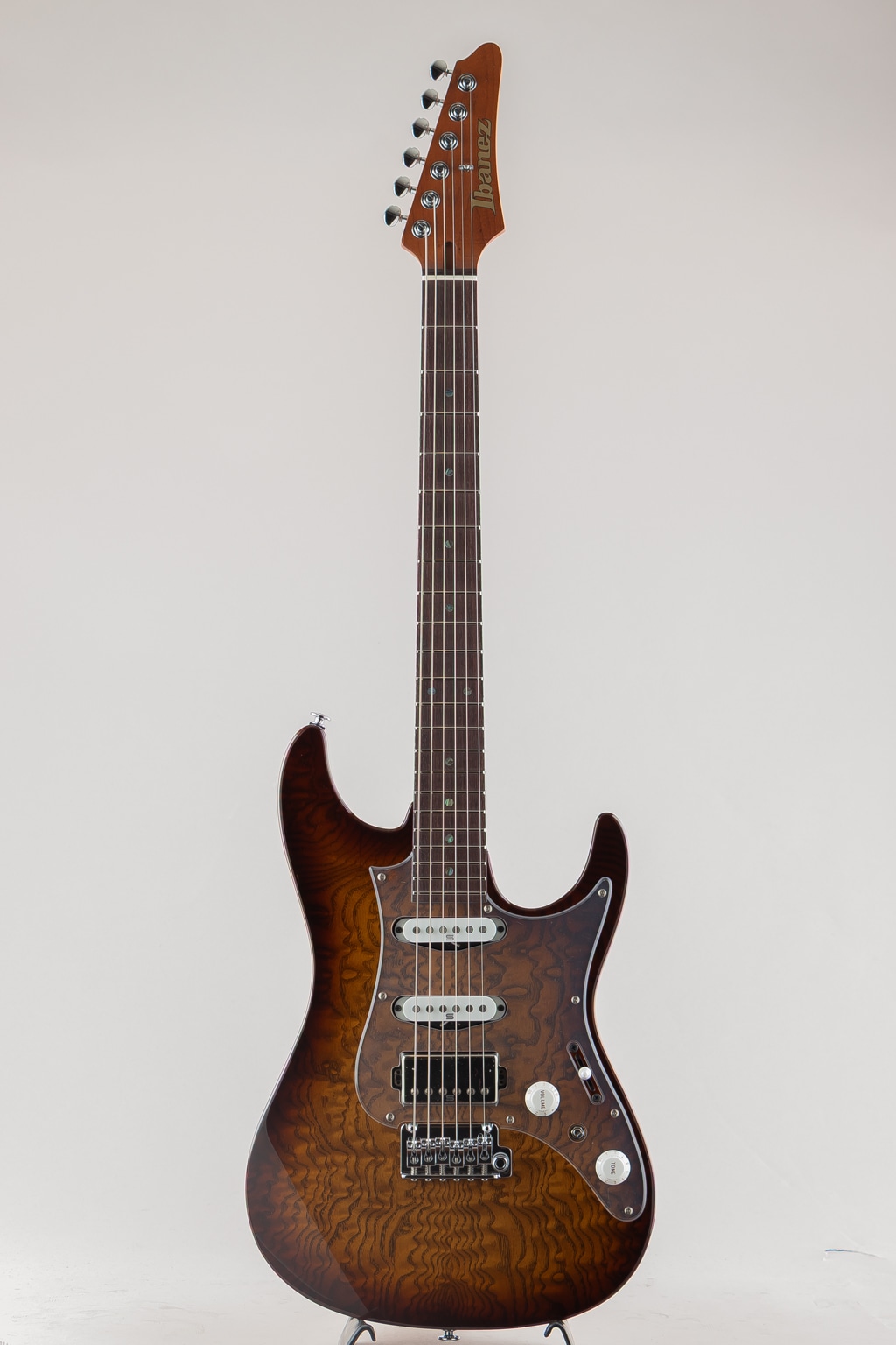 AZ2204NJA / Tobacco Sunburst