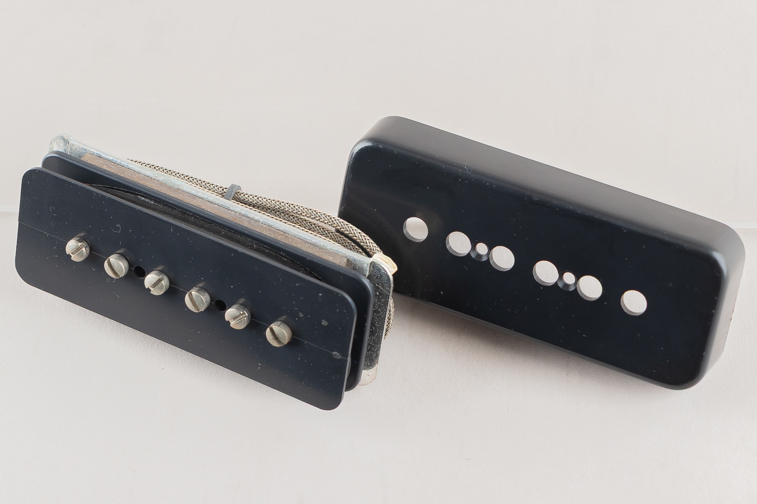 55/'56-SB P-90 MXV "Bridge" ~Aged Black 8.1k long A4~