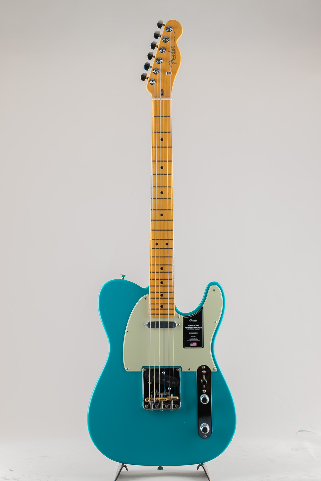 American Professional II Telecaster /Miami Blue/Maple Fingerboard