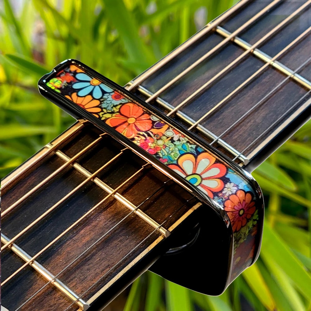 タリア カポ Thalia Capos LIMITED EDITION / Flower Child / Black Chrome / ギター 12インチフレットパッド付属