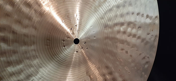 【選定買付シンバル】 K Constantinople 22" Medium Thin Ride Low 2446g