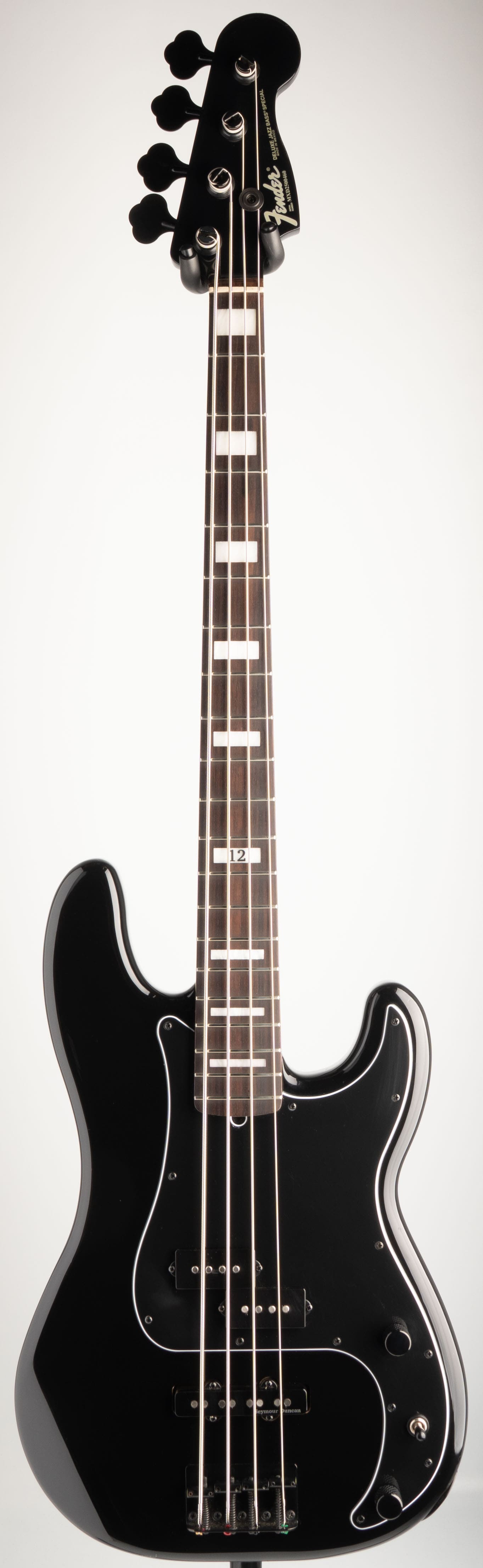Duff McKagan Deluxe Precision Bass / Black