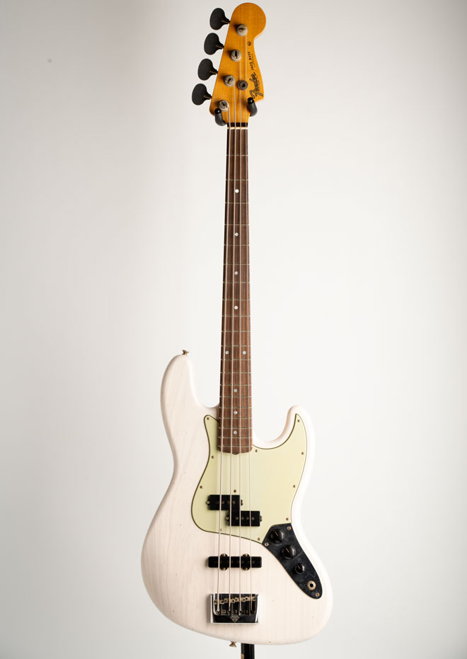 2025 Limited Edition Jazz Bass Special Journeyman Relic White