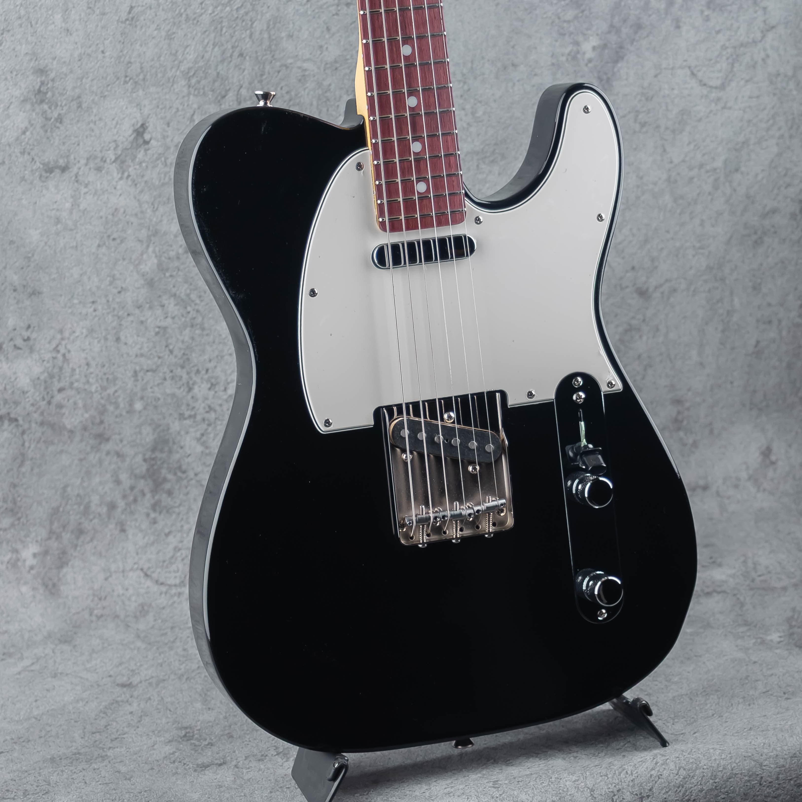 KNTE Black with Matching Head: エレキギター｜三木楽器公式通販サイト