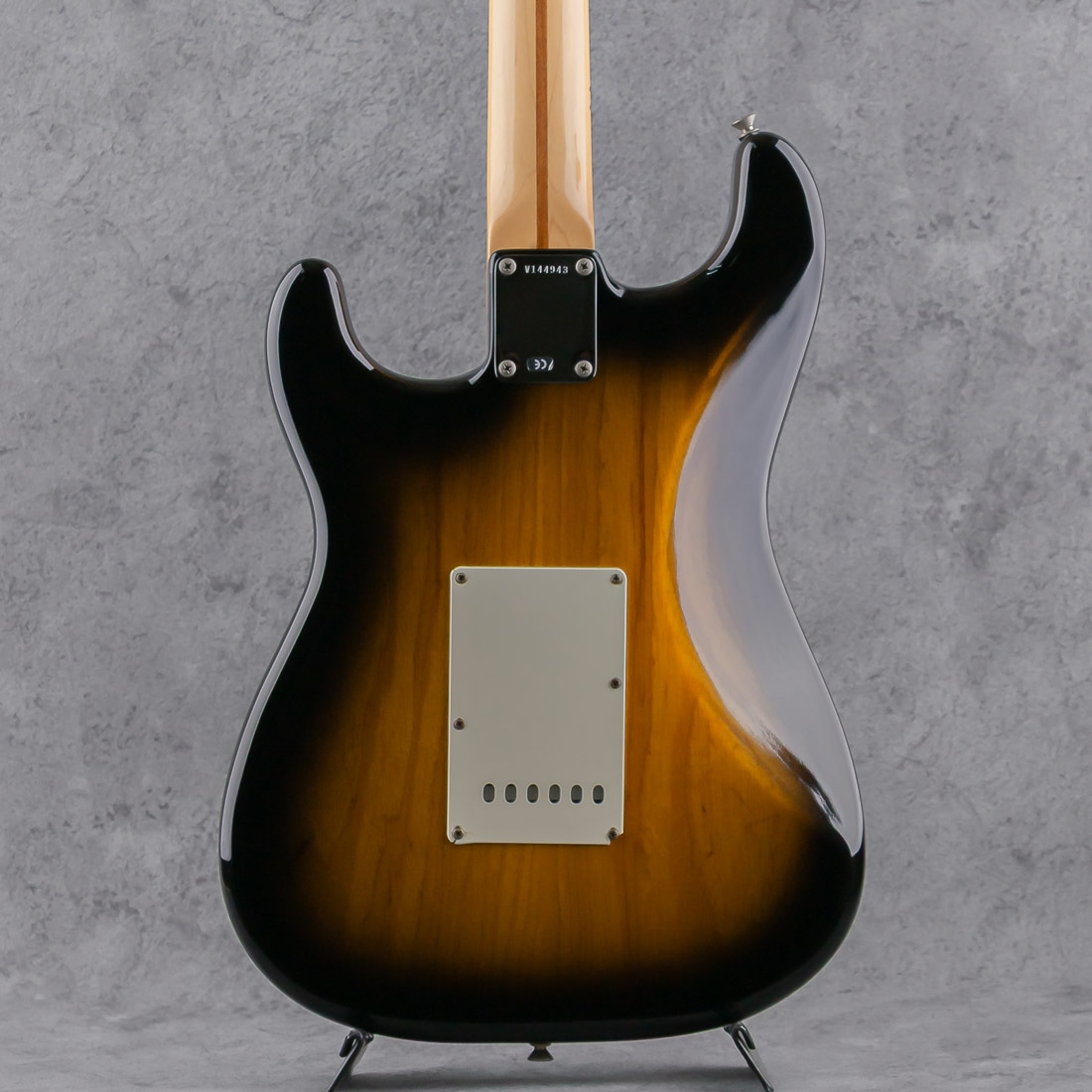 e harrison (RARE!!50周年記念盤セット送料込み） 50th Anniversary 1954 Stratocaster 2-Color Sunburst 2004: エレキ