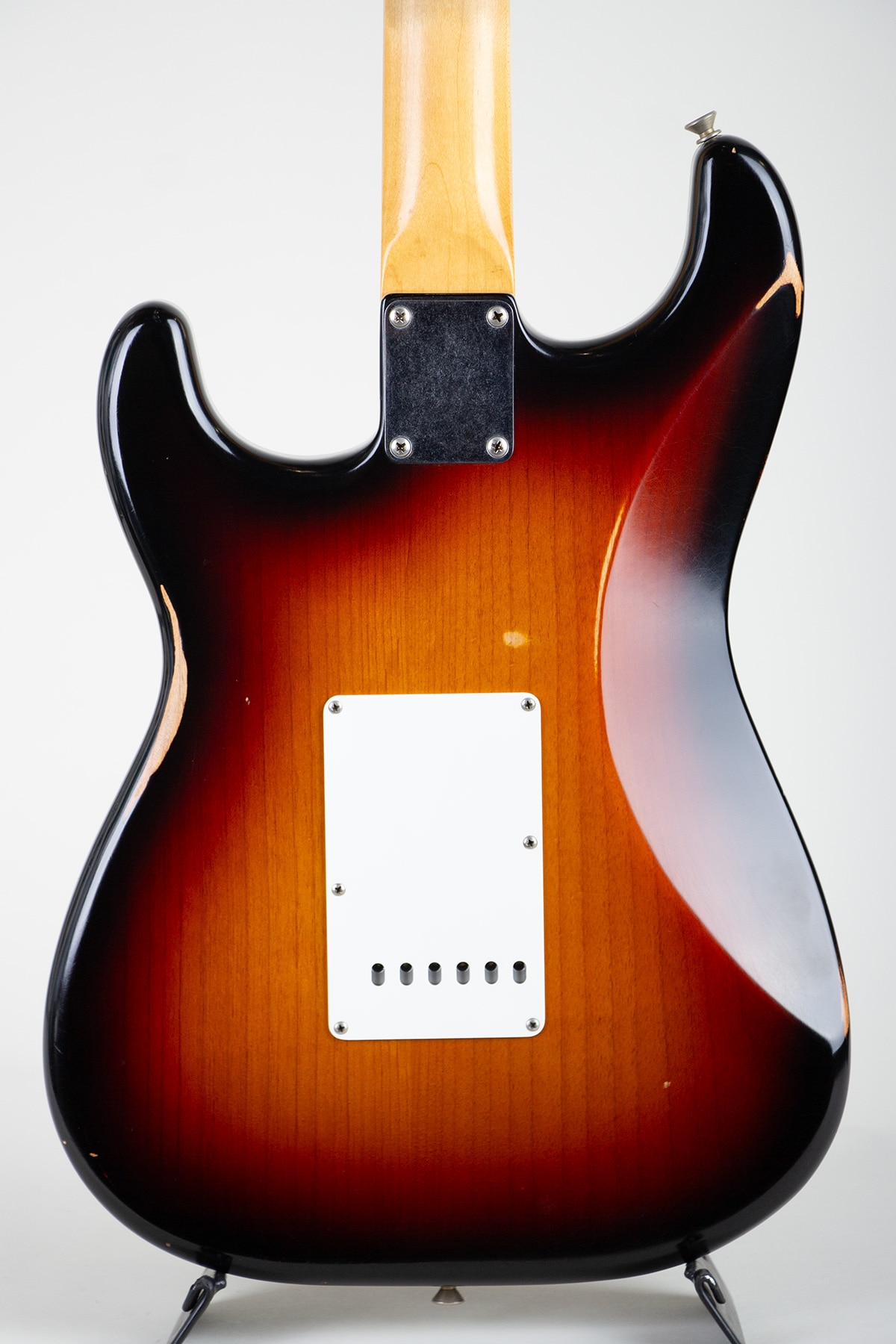 Road Worn 60s Stratocaster 3-Color Sunburst 2017
