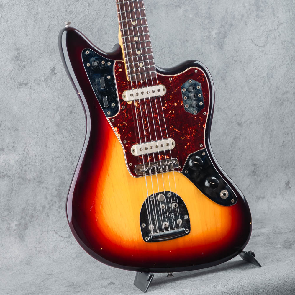 American Vintage 62 Jaguar 3-Color Sunburst 2011: エレキギター