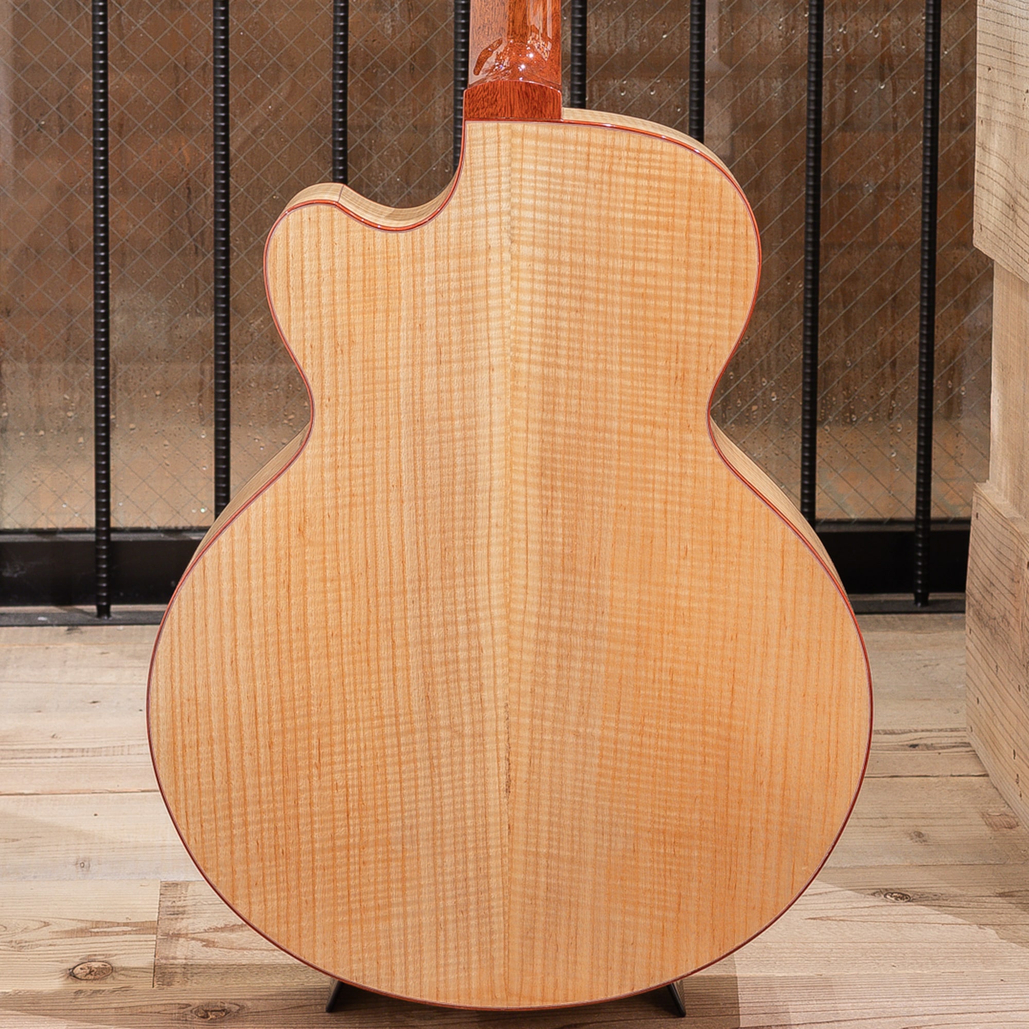 Watanabe Kazumi Model Curly White Ash -30th Anniversary-