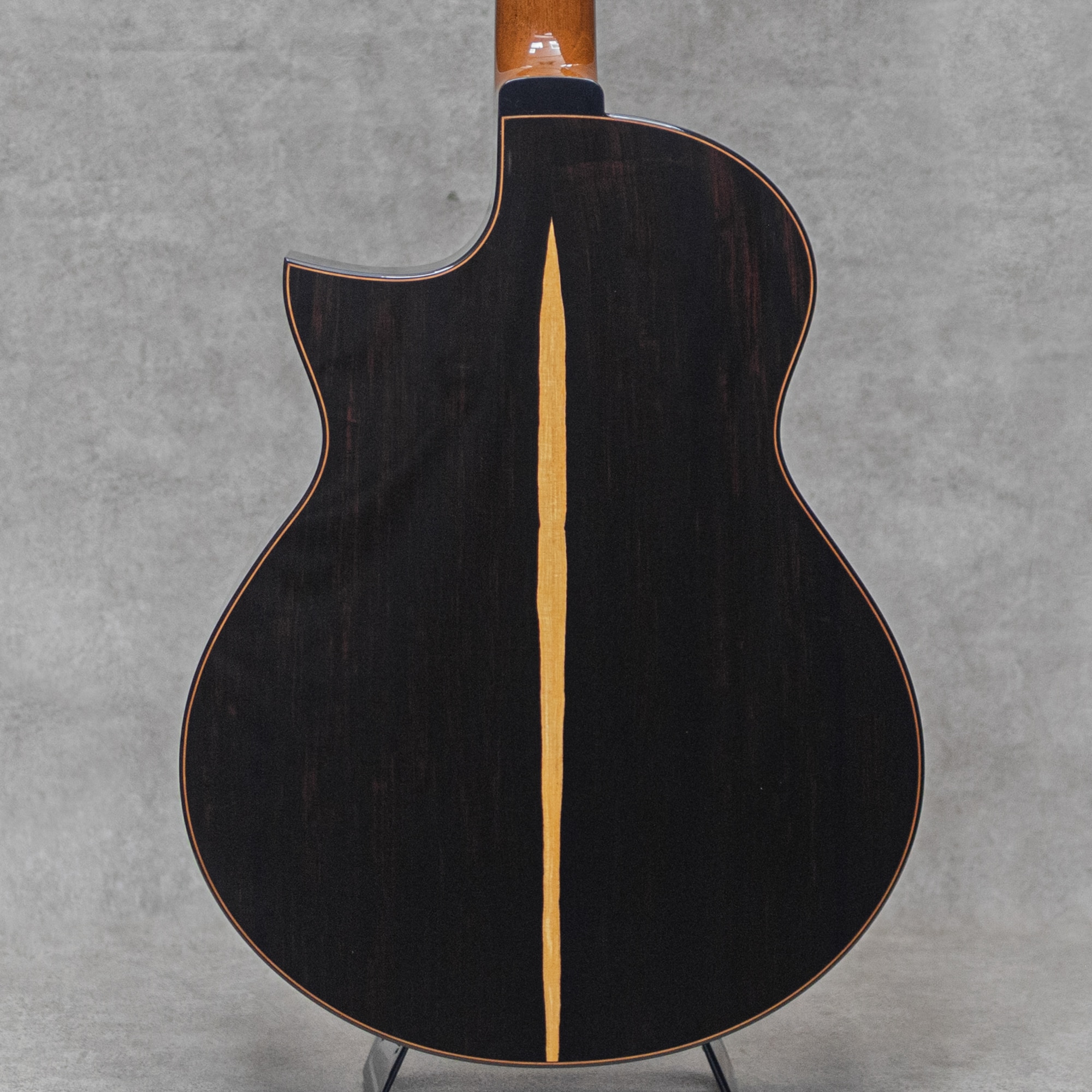 Model A Cutaway German Spruce / African Blackwood