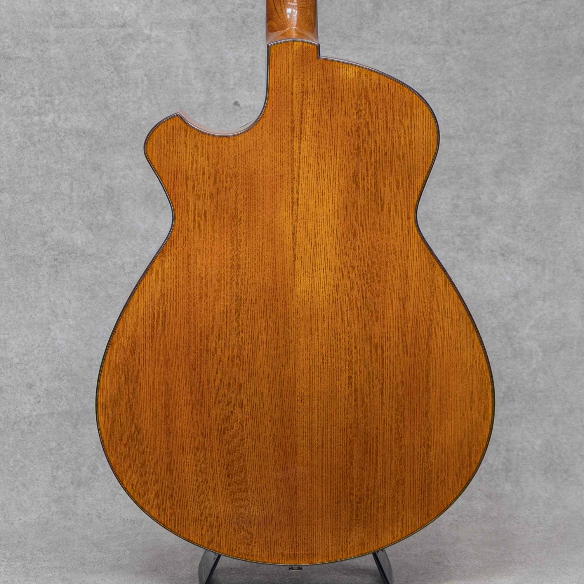 Archtop 16 Prototype Aomori Hiba / Keyaki