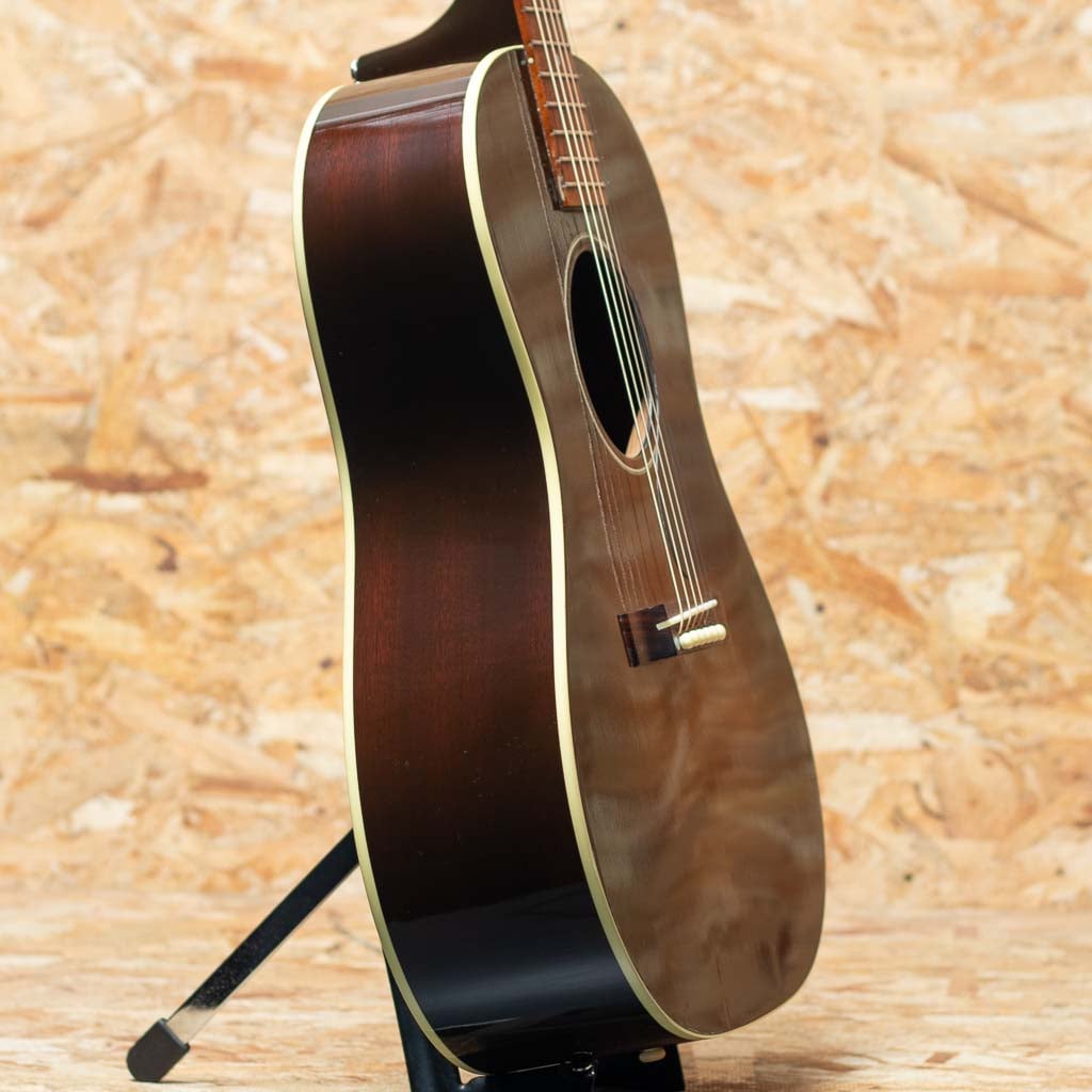 1940s LG-2 2011