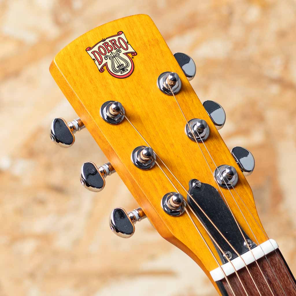 Dobro Hound Dog VB