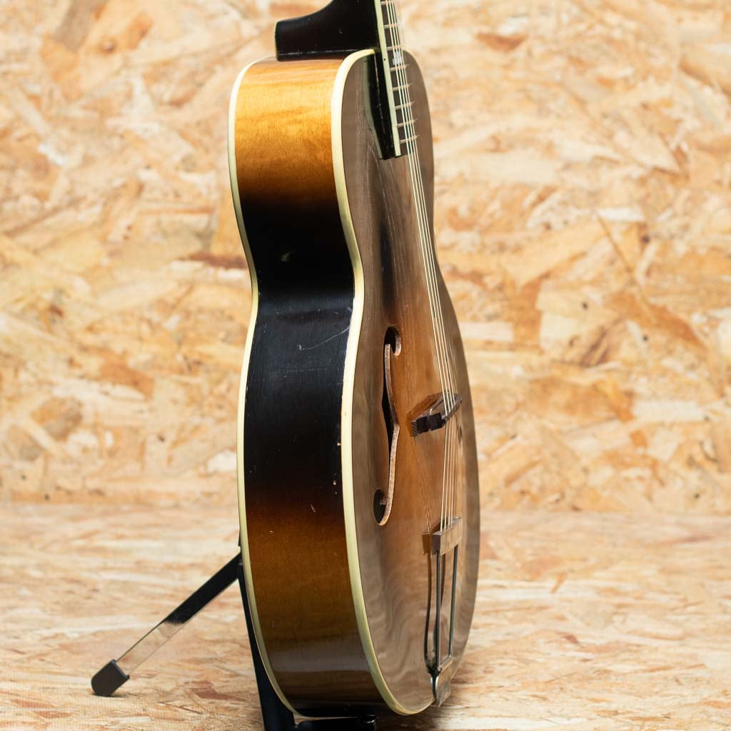 712 Aristocrat 1940's