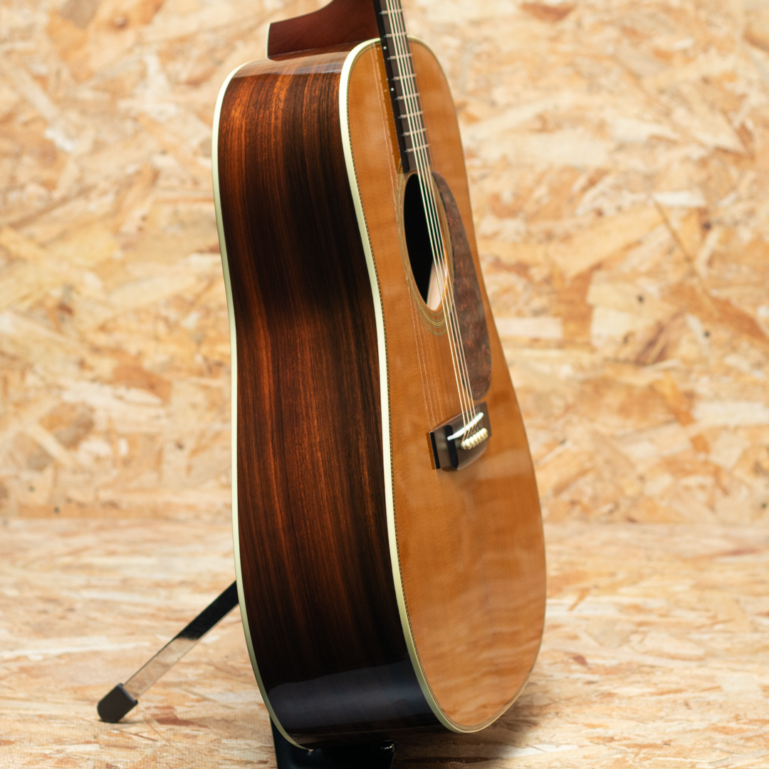 HD-28V 2009