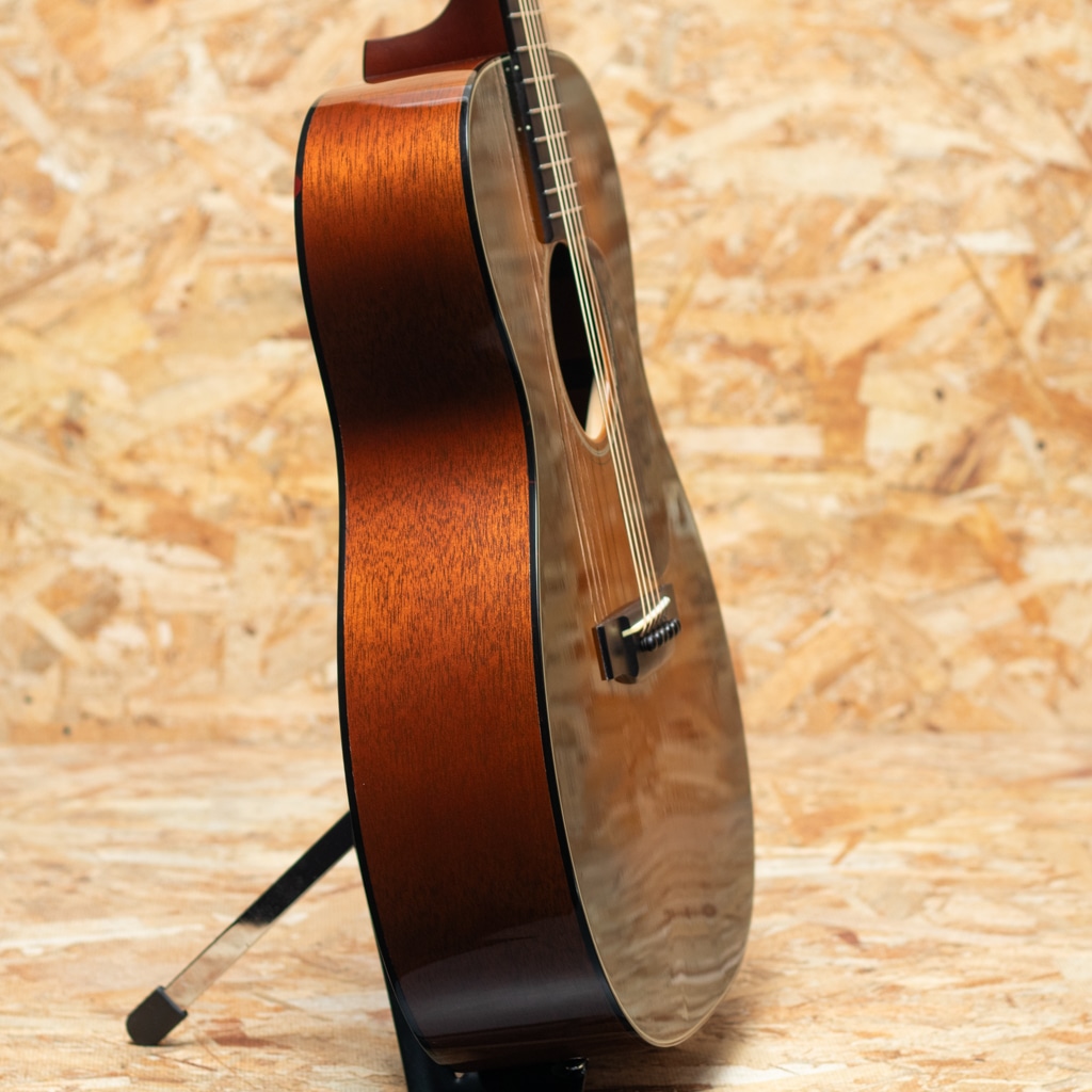 OOO-18 Authentic 1937 Sunburst 2010