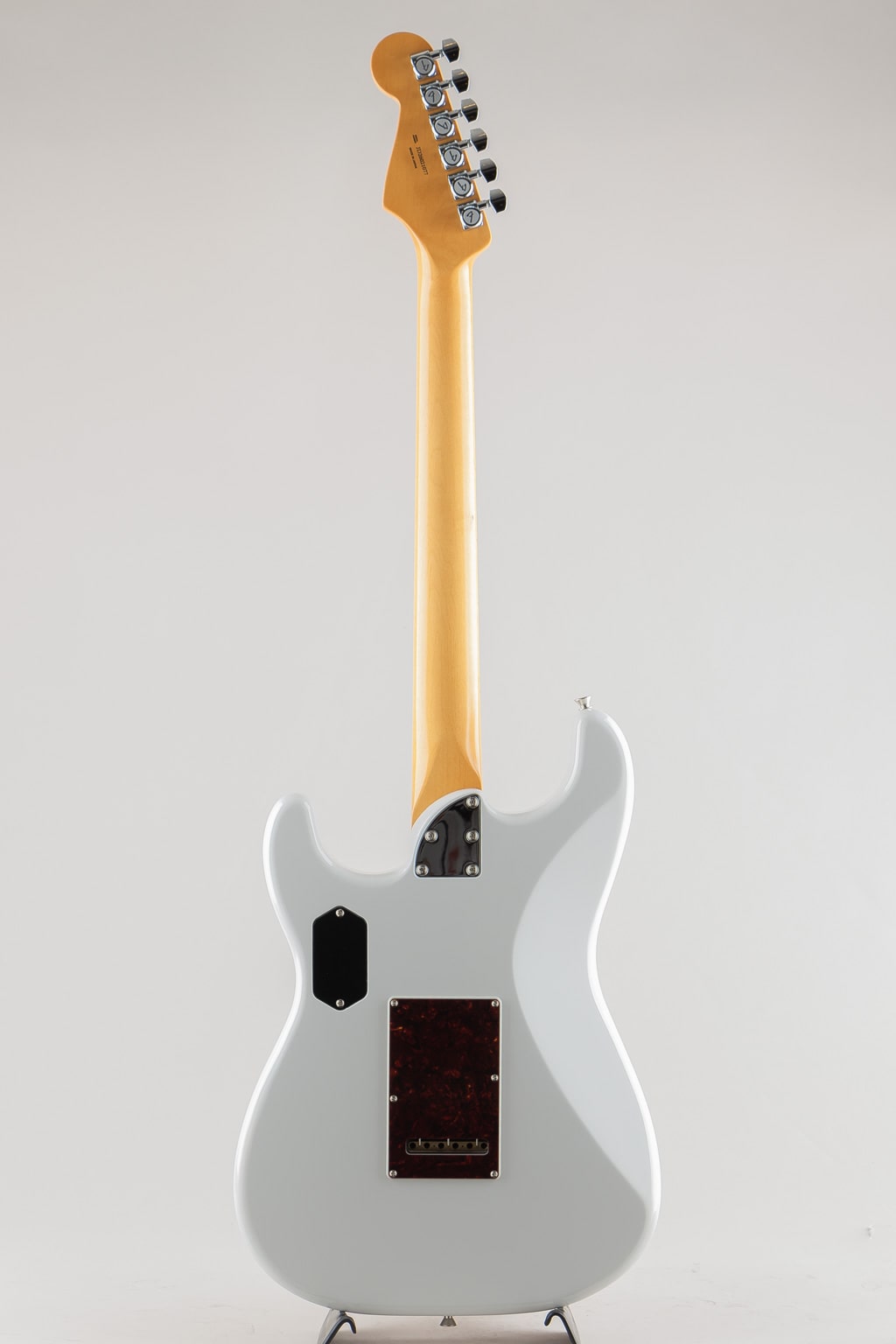 Made in Japan Limited Active Modern Stratocaster, Rosewood Fingerboard, Feather Gray