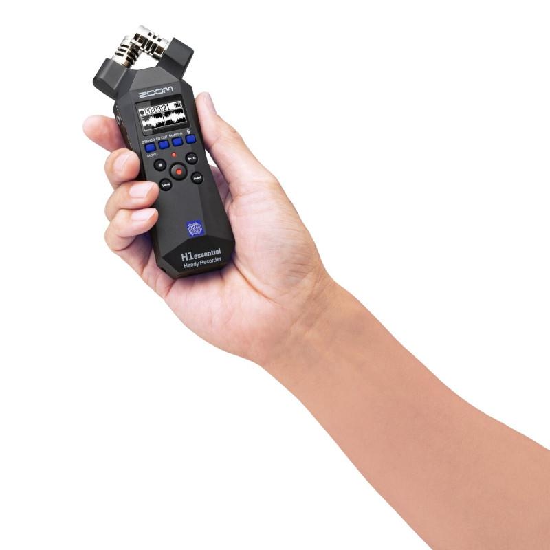 ZOOM ズ―ムH1essential XYステレオマイク搭載、ステレオ仕様の32bit