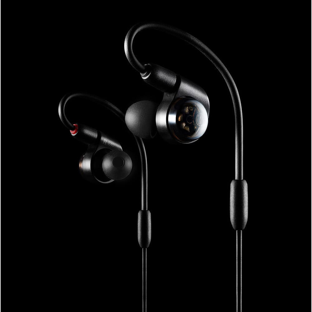 audio-technica オーディオテクニカ ATH-E40 ダイナミック型インナーイヤーヘッドホン