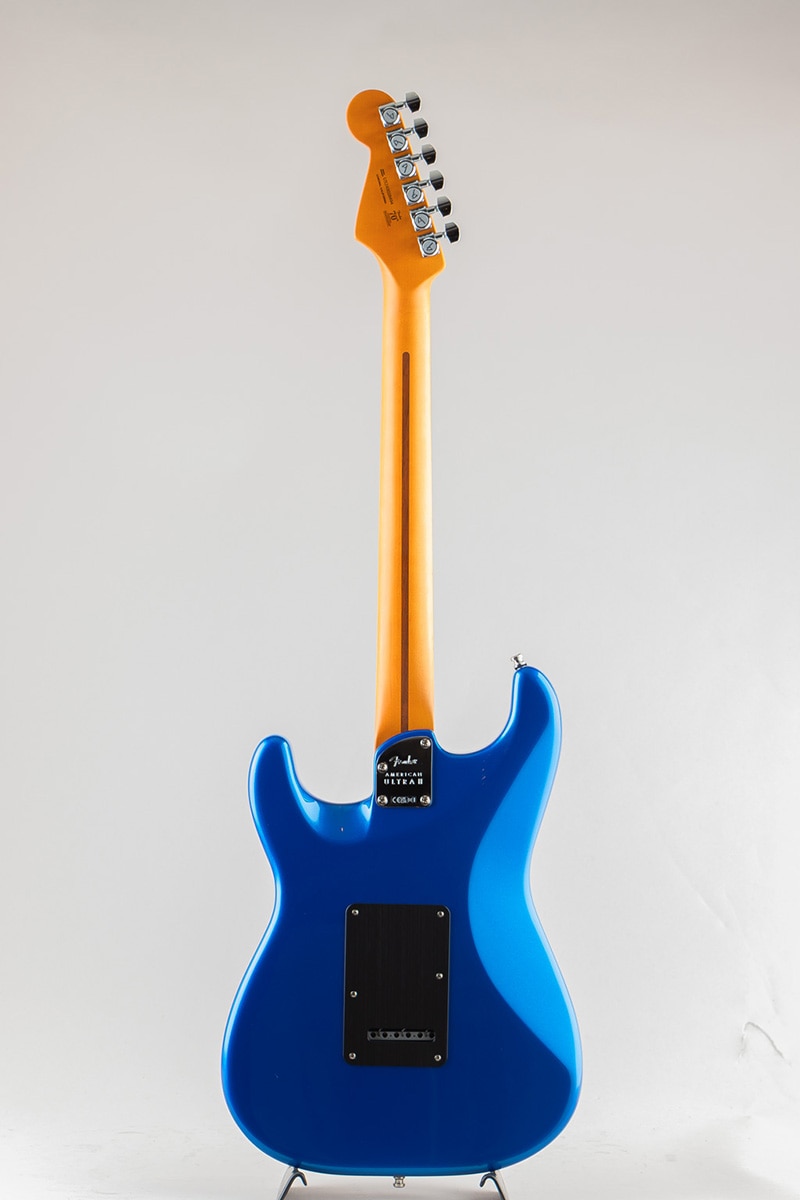 American Ultra II Stratocaster HSS/Noble Blue/Ebony Fingerboard