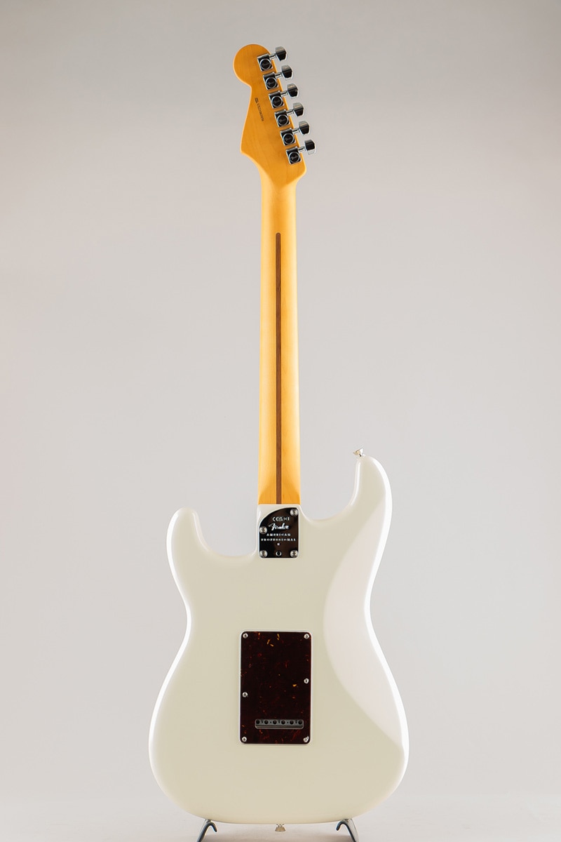 American Professional II Stratocaster /Olympic White/Rosewood Fingerboard