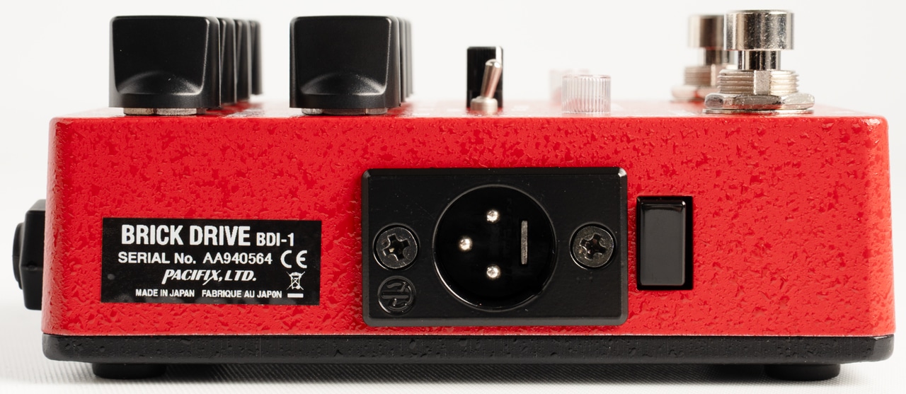 BRICK DRIVE “BDI-1/Bass Drive Preamp + D.I.”
