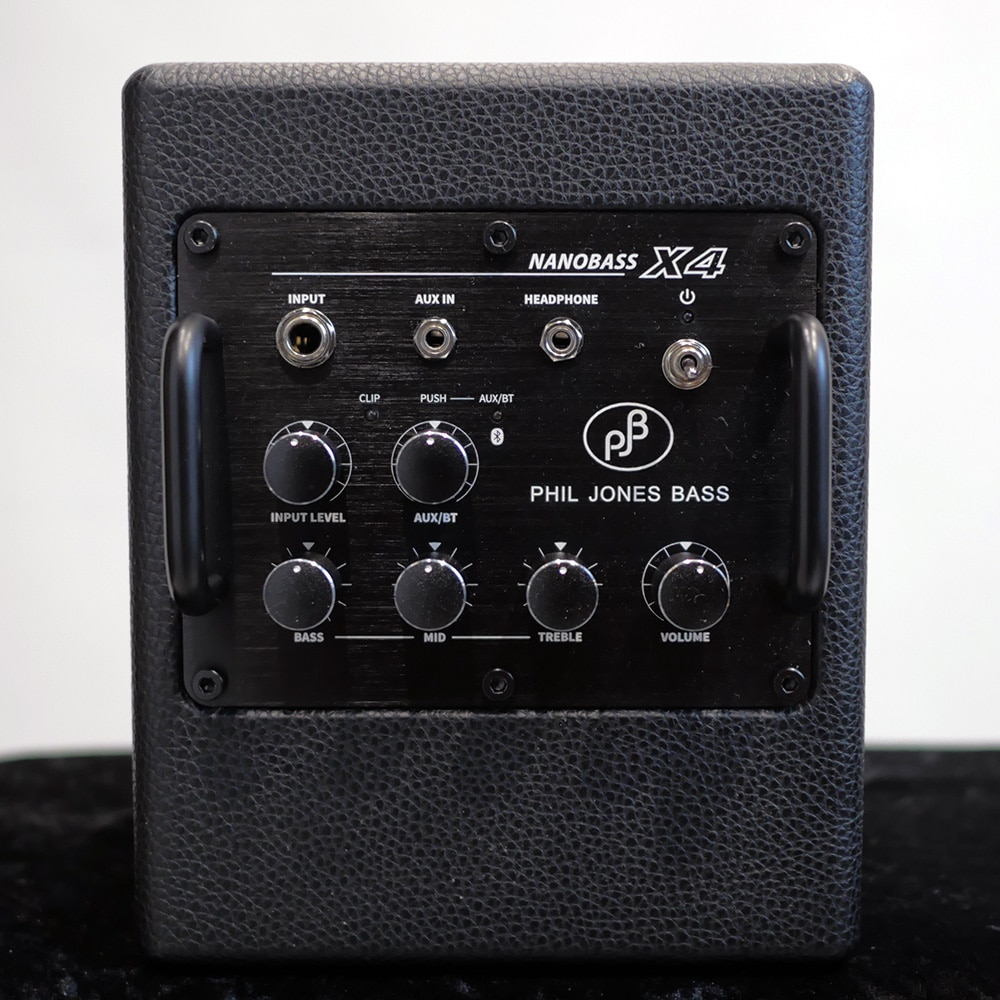 X4 / Black Black BASS SIDE