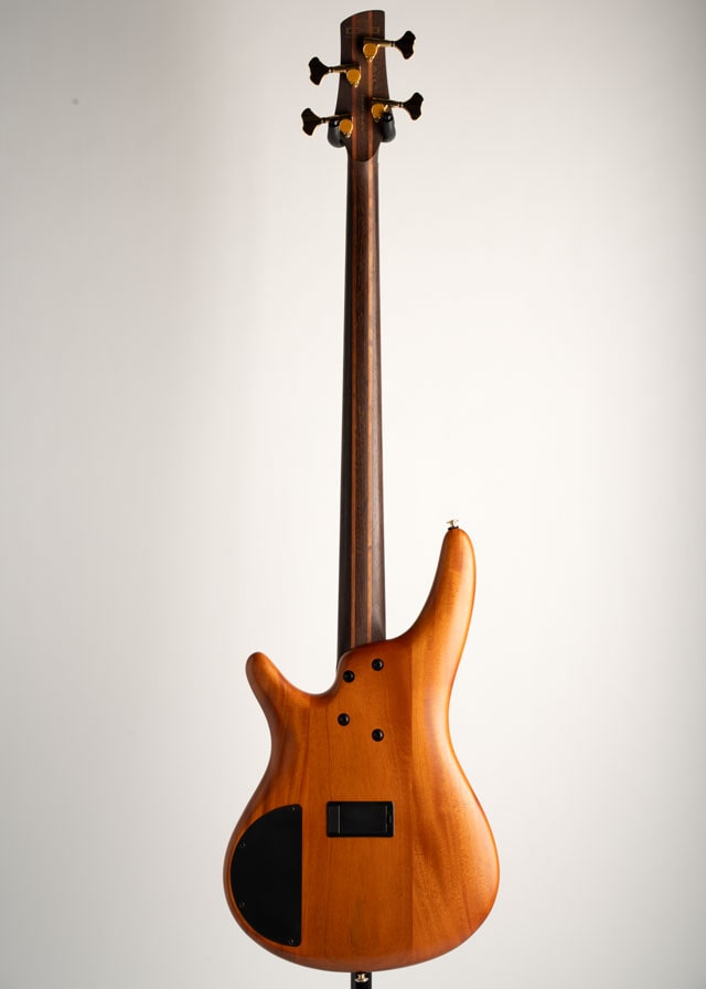 SR1800