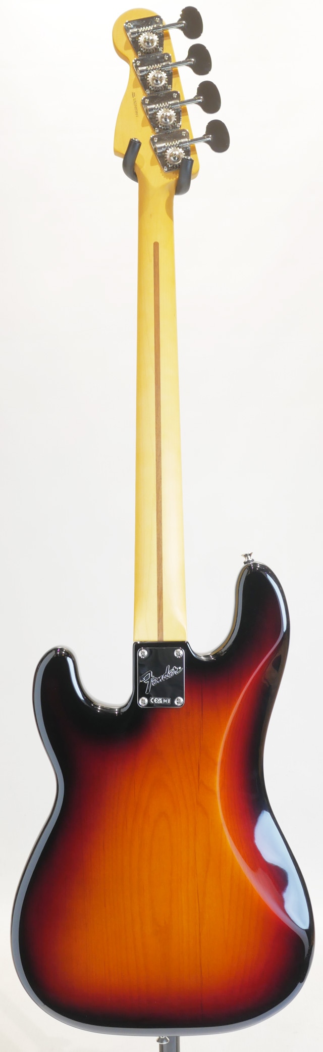 American Professional Classic Precision Bass 3-Color Sunburst 3-Color Sunburst BASS SIDE