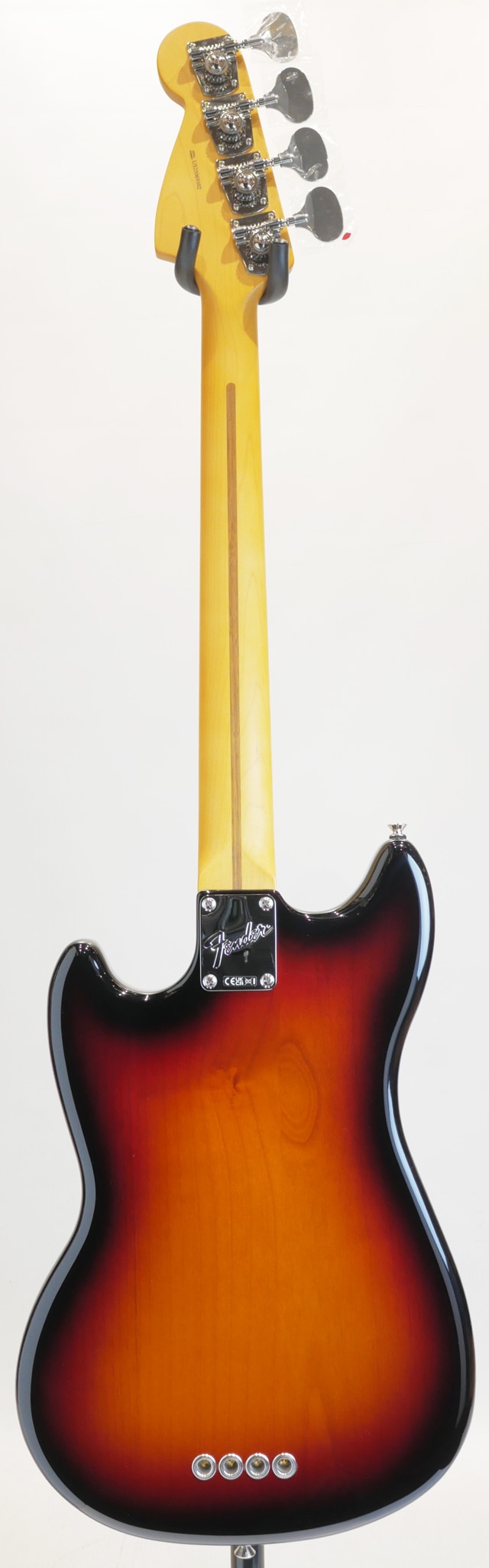 American Professional Classic Mustang Bass 3-Color Sunburst 3-Color Sunburst BASS SIDE