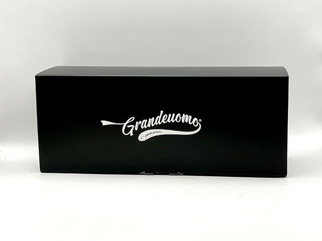 LITEシリーズ Slim 刺繍ストラップ 足あとアイボリー × ブラウン【刺繍カラーオーダーモデル】 ねこ足あとアイボリー × ブラウン 梅田店