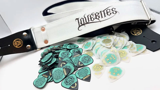 LOVEBITES MIYAKO MYK BUDOKAN SHADOW PICK【10枚セット】 MYK BUDOKAN SHADOW PICK 梅田店
