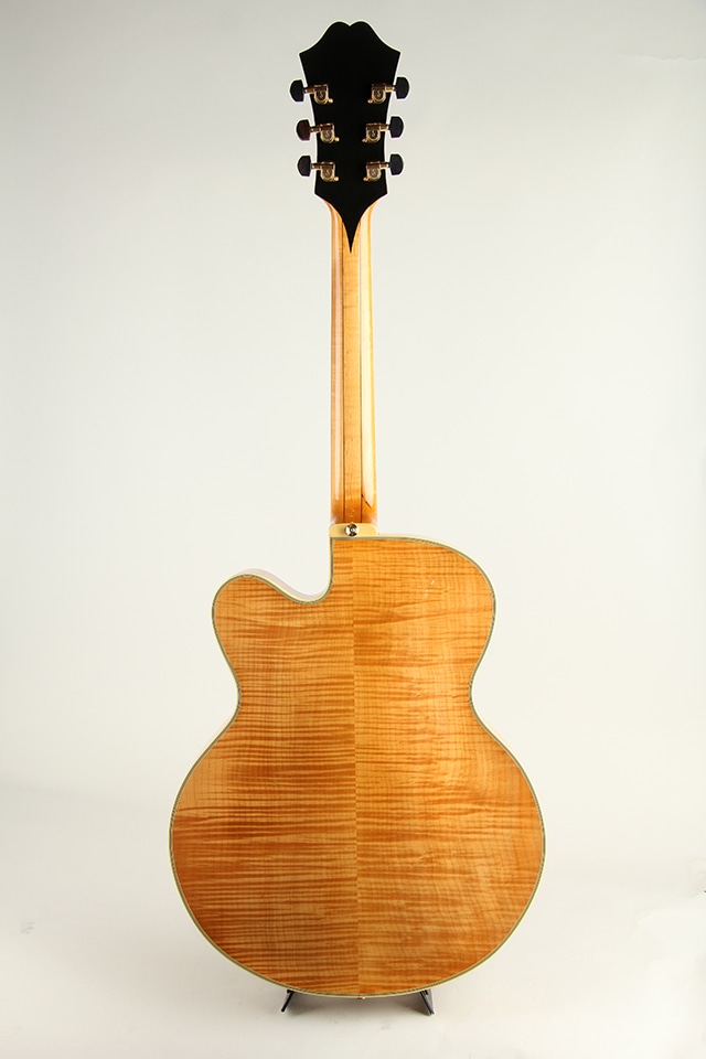 Monarch 17 Inch Natural 1998