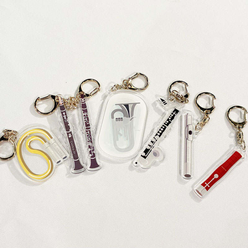 アクリルキーホルダー［クラリネット］: 管楽器｜三木楽器公式通販サイト