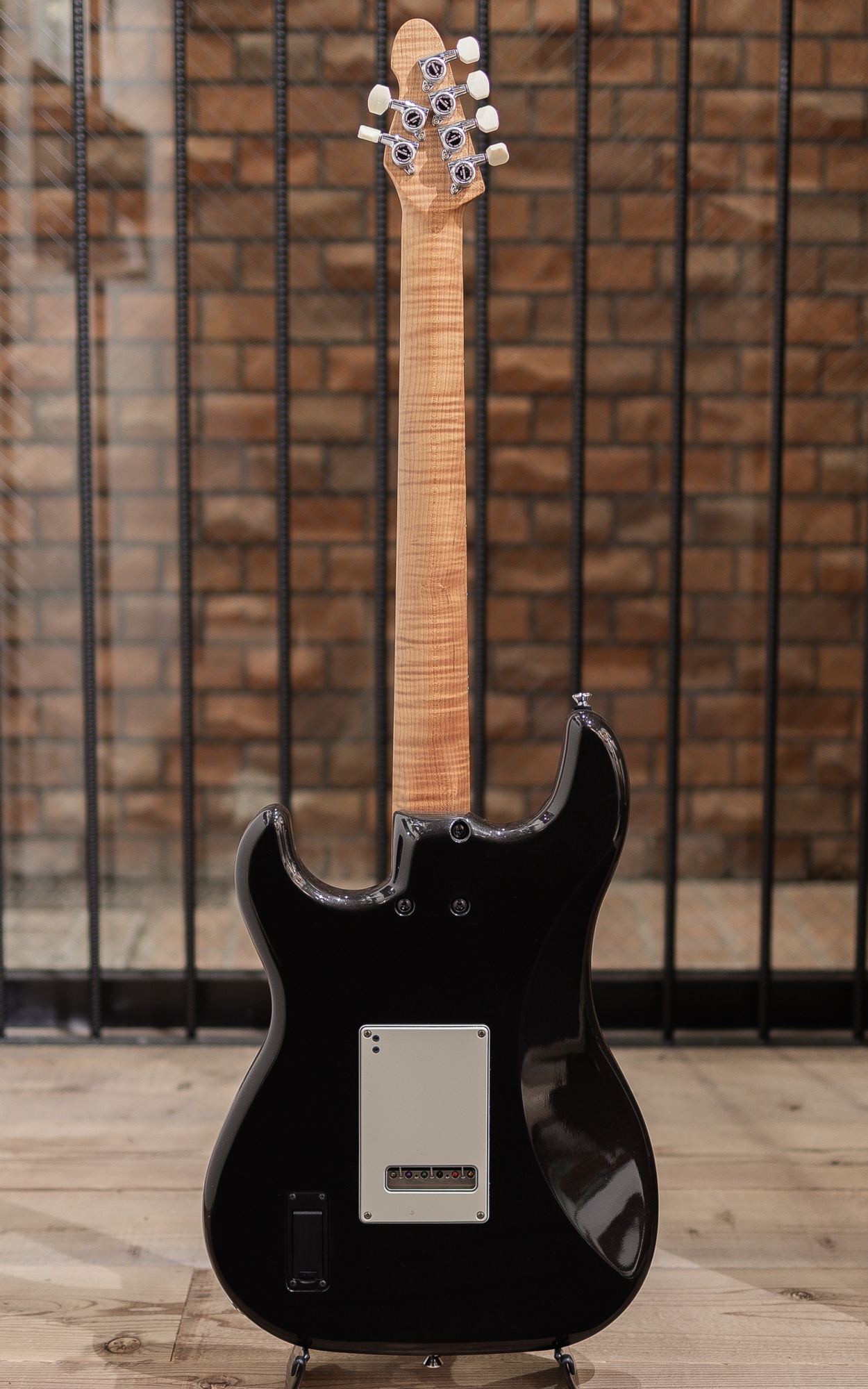TST-201 5A Roasted Flame Maple Neck/Rosewood FB Dark Black Metallic