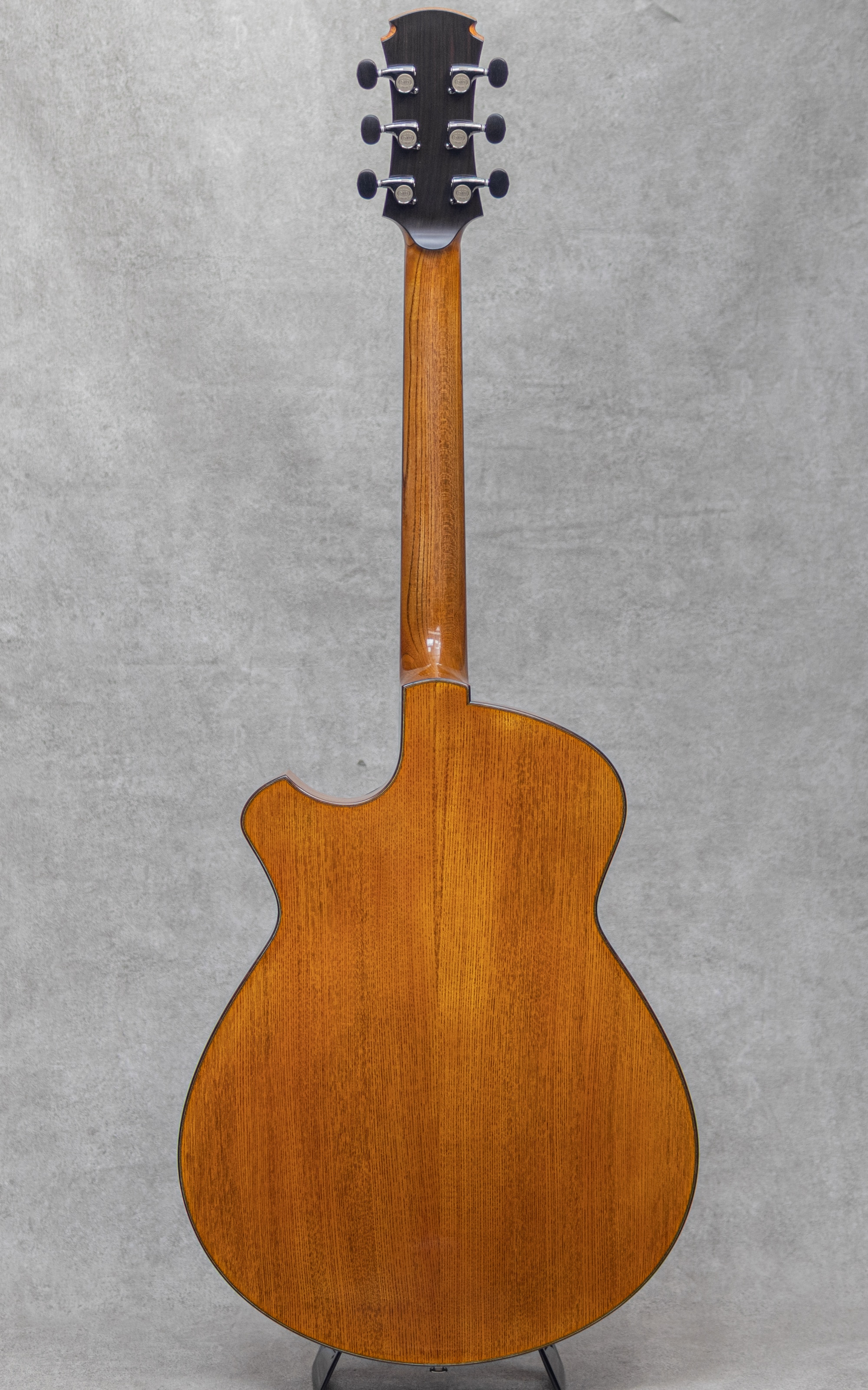 Archtop 16 Prototype Aomori Hiba / Keyaki