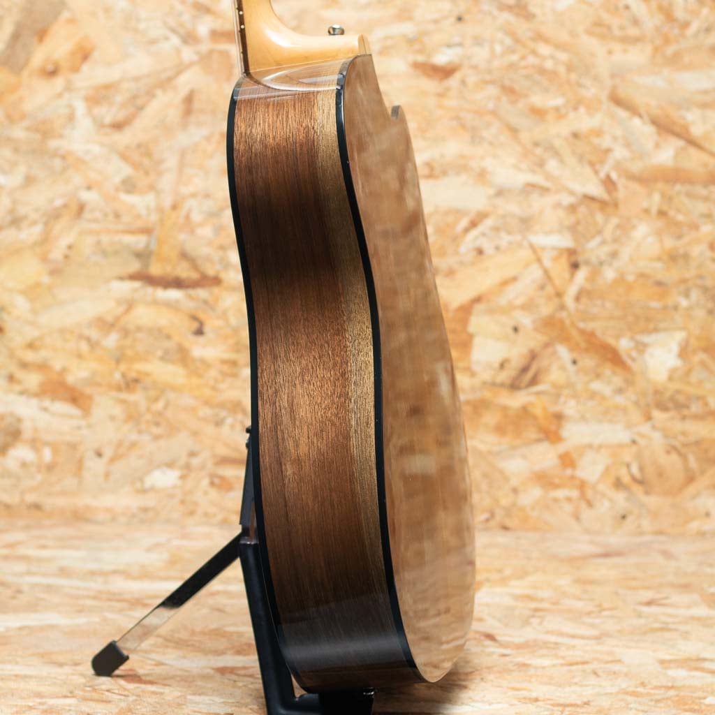 J-45 Walnut CEX AG LH 2017