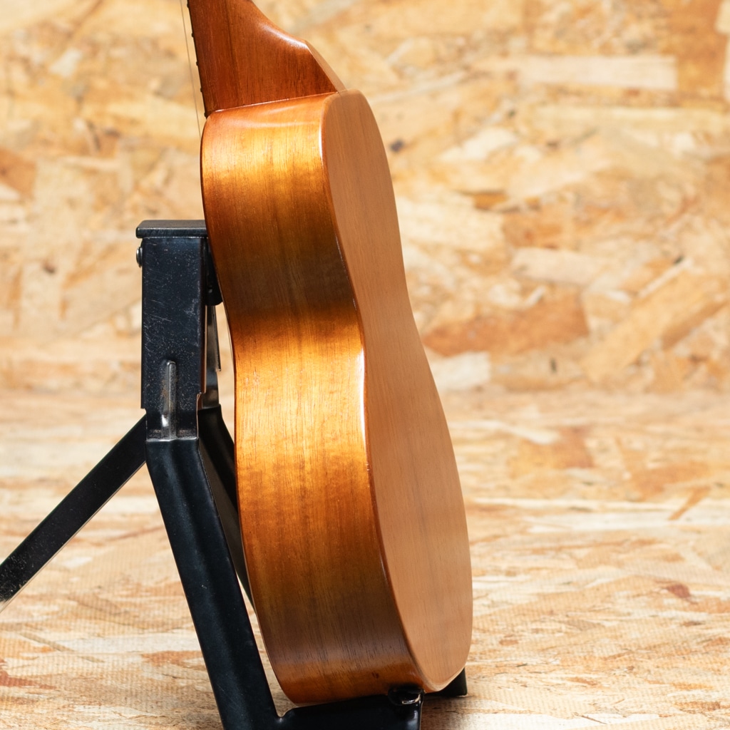 KCM-00 Oval Hole Concert 2000