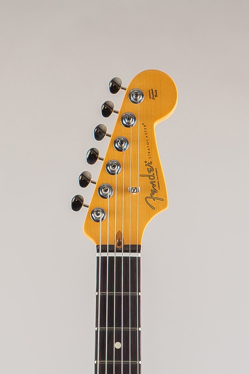 American Professional Classic Stratocaster /Faded Dakota Red