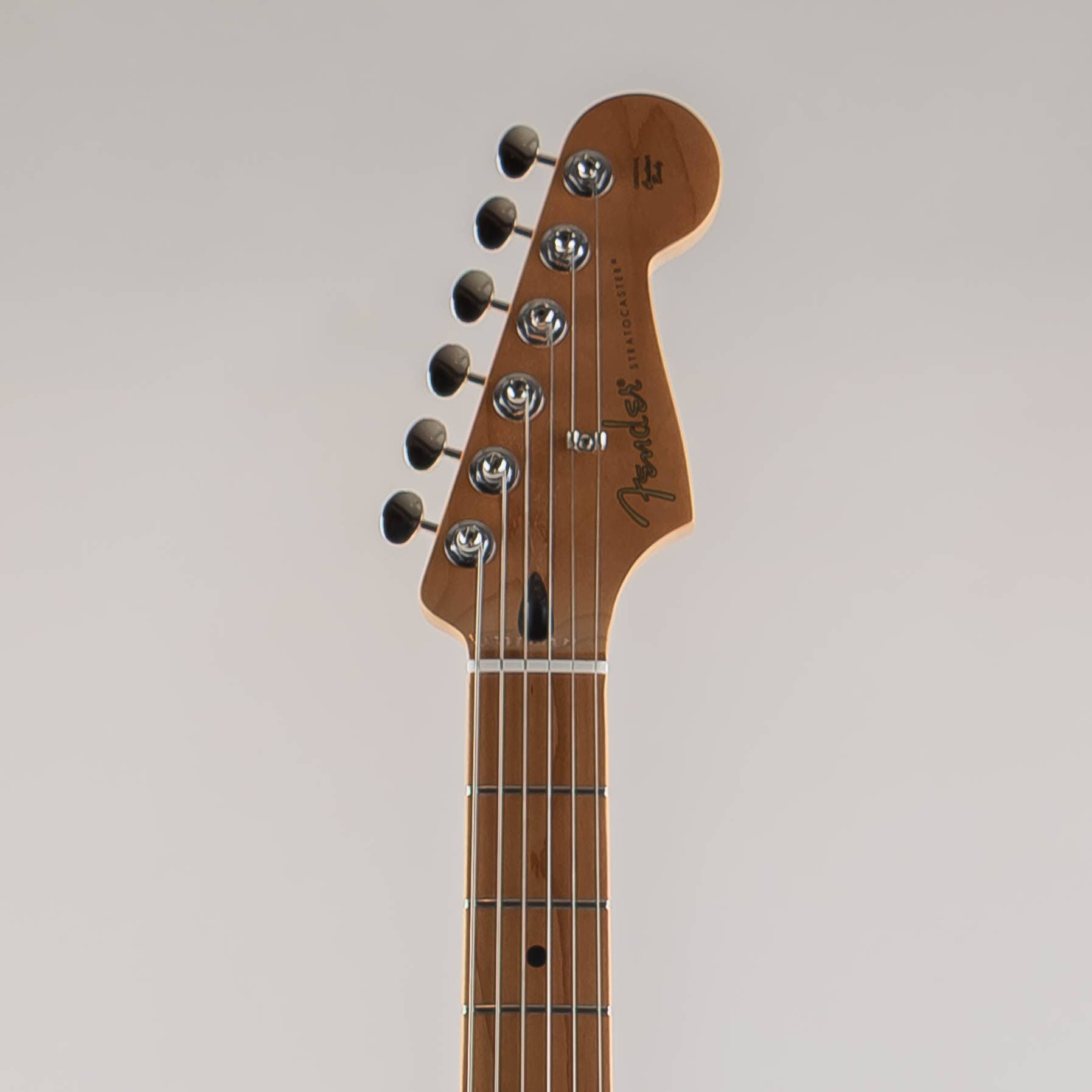 Limited Edition Player II Stratocaster Roasted Maple Fingerboard, Olympic White