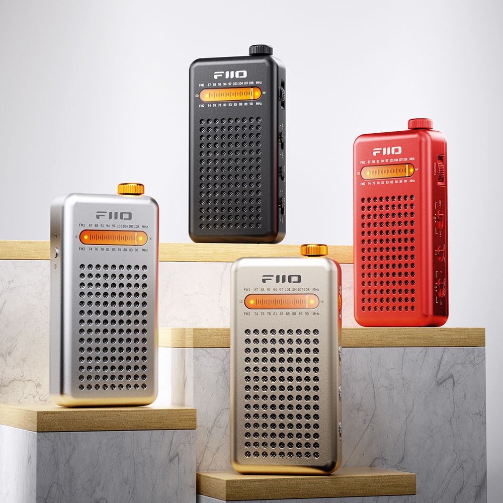 《10月9日発売》 FIIO ポータブル FMラジオ RR13 シルバー (FIO-RR13-S) 《ロゴ入りクロスプレゼント》 シルバー DZONE