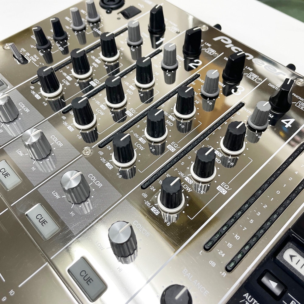 《中古品》 PIONEER DJミキサー DJM-900nexus Platinum Edition ×2台セット (2013年製 / シリアルNO入)