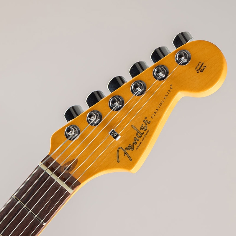 American Professional II Stratocaster /Olympic White/Rosewood Fingerboard