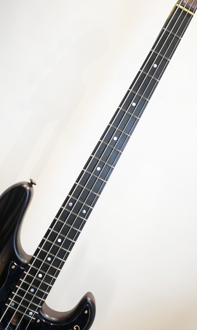 MJ24-MV-EWC PE/MH AC WSE'25 NA/BL-B-MAT